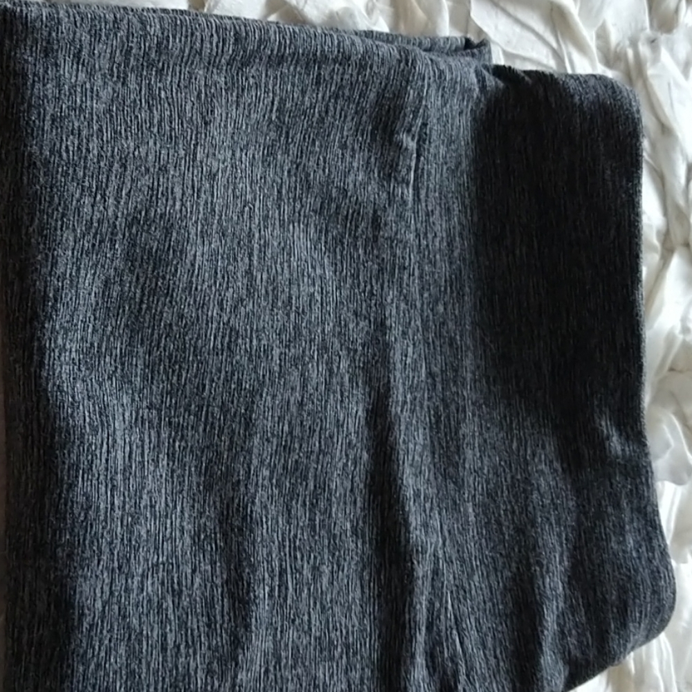 Nike gray and black yoga pants